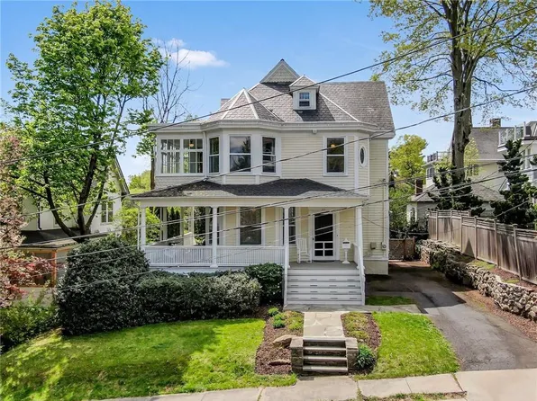 35 Laveta Place, Nyack, NY 10960