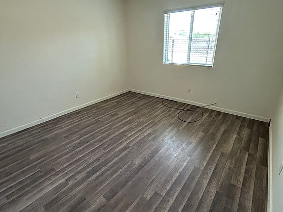 4th image of 2828 E Chipman Rd Unit 2