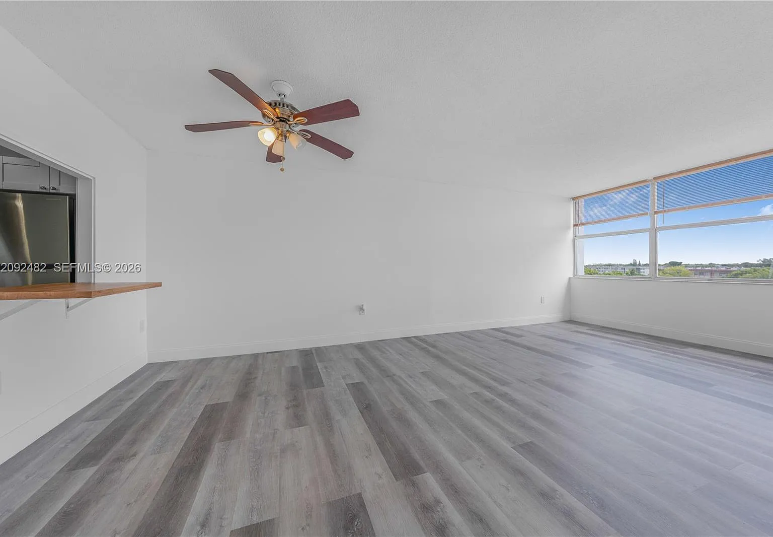 1300 NE Miami Gardens Dr — Photo 3