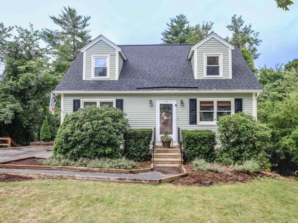1624 Hooksett Road, Hooksett, NH 03106