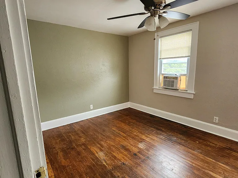 1945 E Ocean View Ave #4 — Photo 17