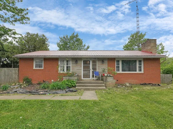 700 N Henry St, Crestline, OH 44827