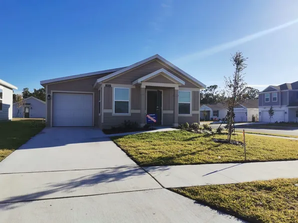 2002 Sarah St, Winter Haven, FL 33884