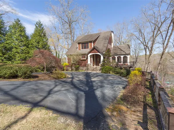 100 Bay Ct, Westminster, SC 29693