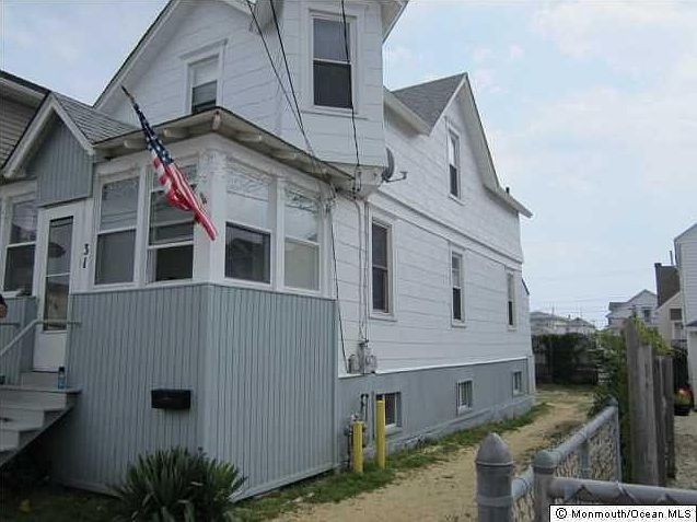2nd image of 31 Webster Ave