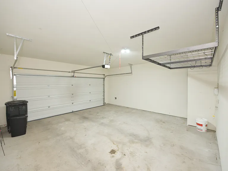 152 Curt St — Photo 25