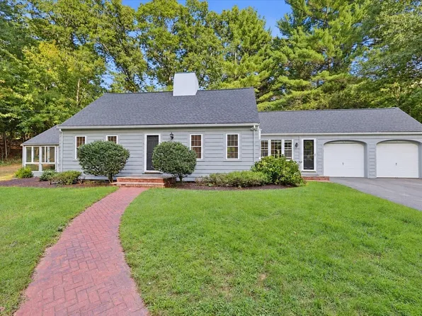 13 Millbrook Rd, Westwood, MA 02090