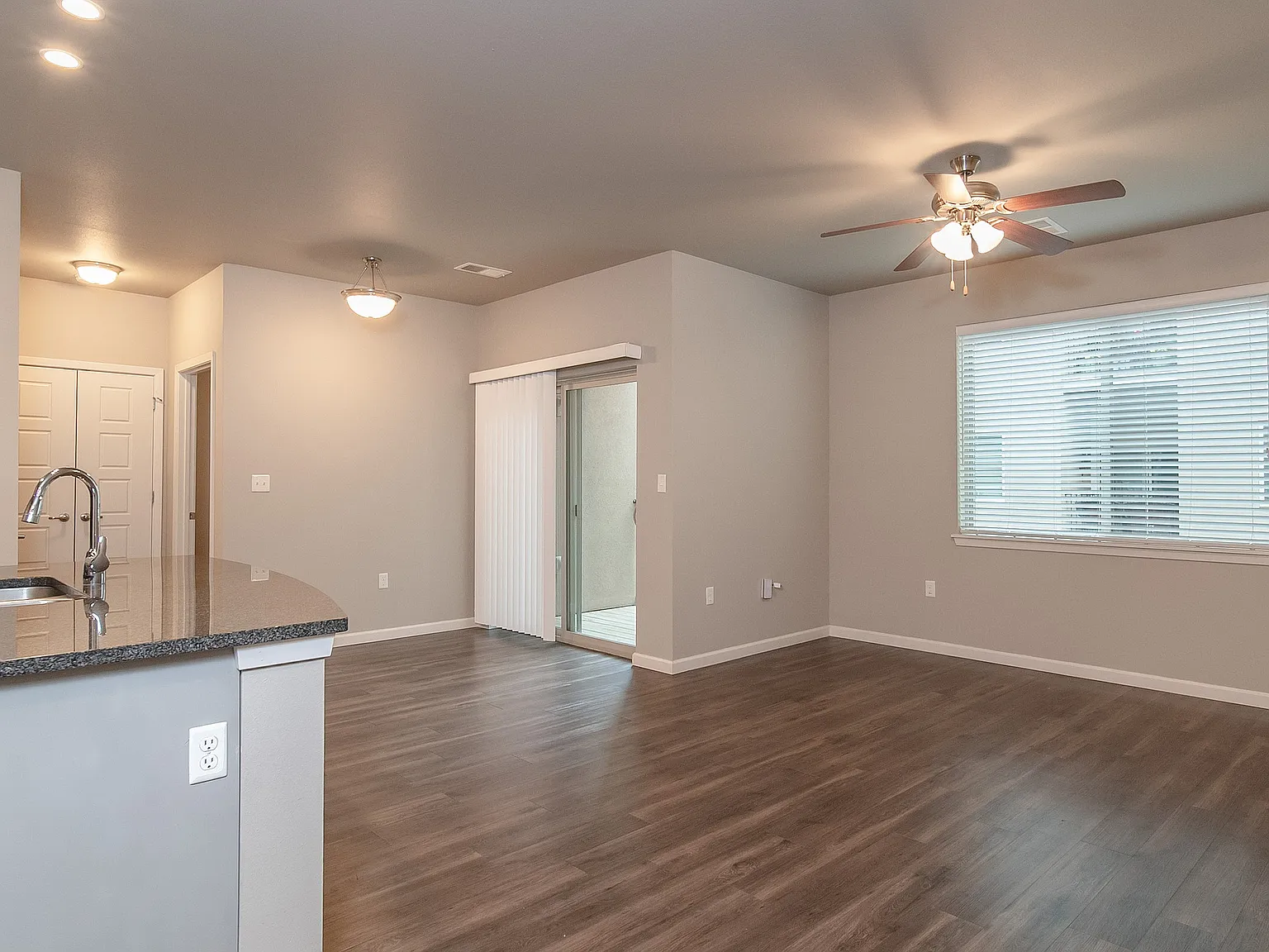 Coryell Commons — Photo 4