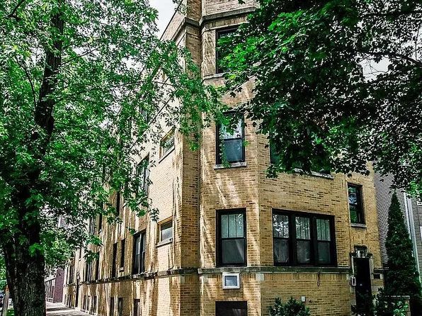 3700 N Bosworth Ave #2, Chicago, IL 60613