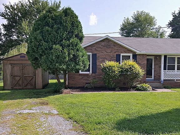 2nd image of 389 Nathaniel Ct