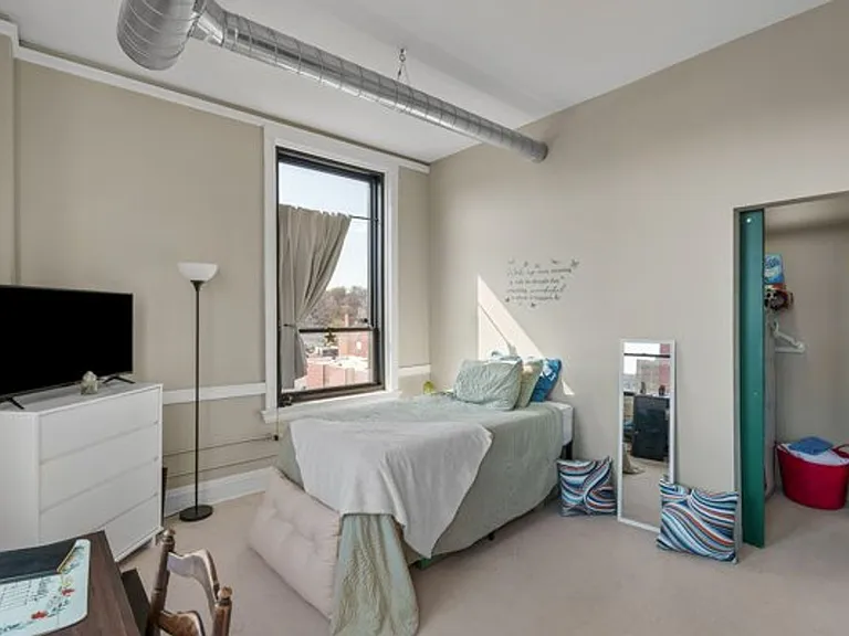 5&15 Apartments — Photo 61