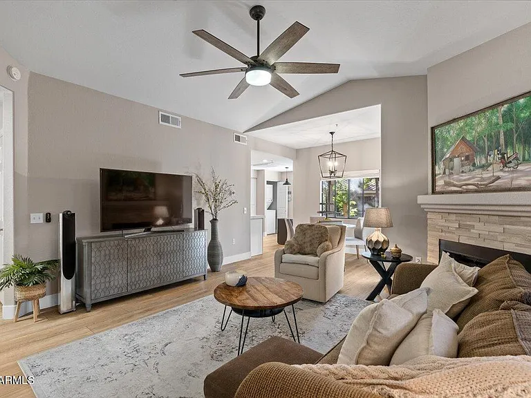 15050 N Thompson Peak Pkwy #2035 — Photo 6