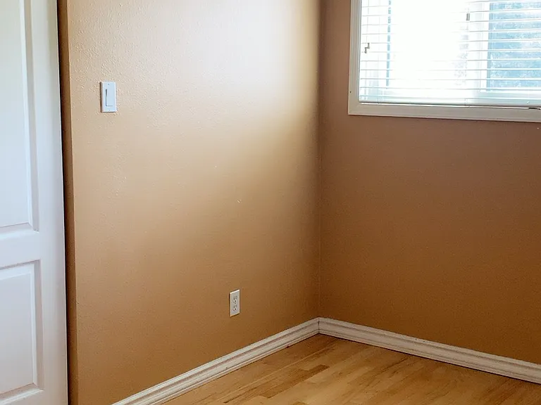 3660 Berkley Ave — Photo 13