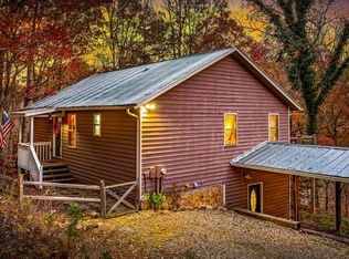 90 Hay Ln, Morganton, GA 30560