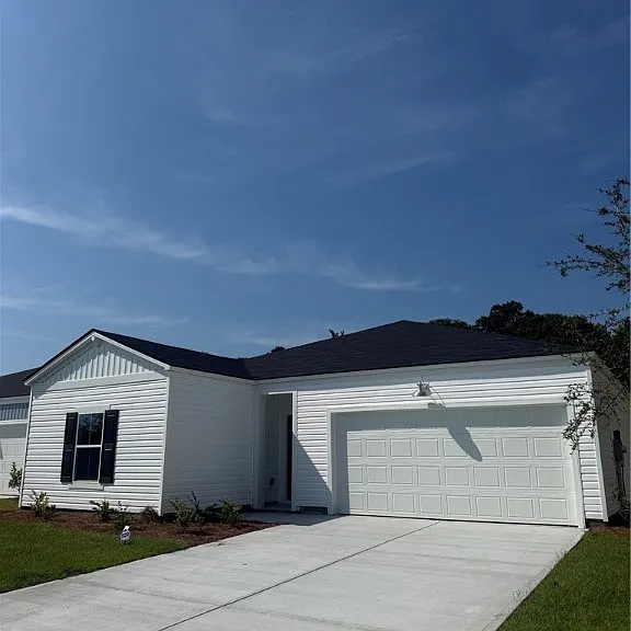150 Geranium Way — Photo 1