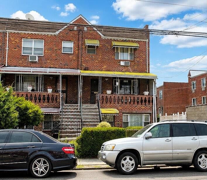 1st image of 690 E 96th St