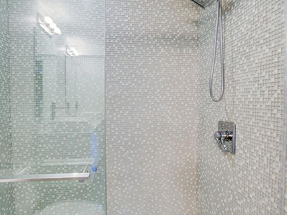 3rd image of 1555 N 4th St #5