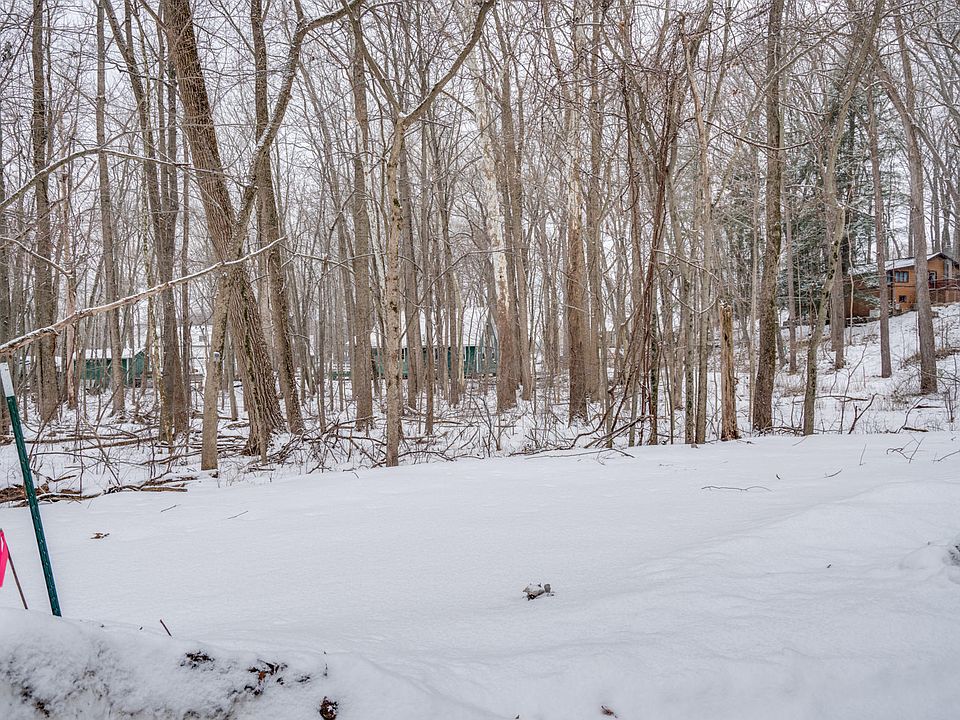 2nd image of Mill Lake Rd