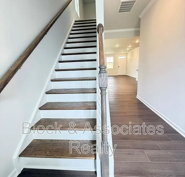 304 Marmalade Sky Ln — Photo 15