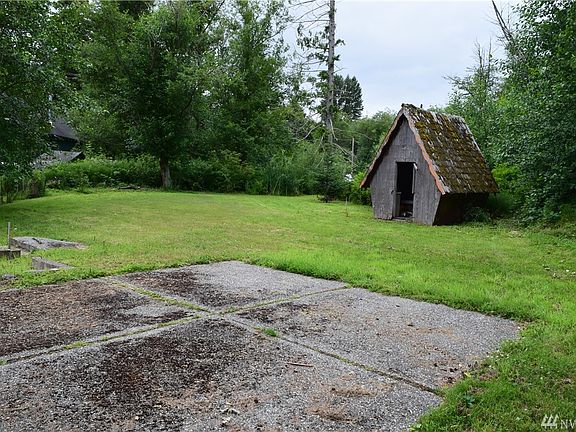 3rd image of 15419 56th Ave NW