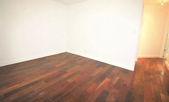 Rented by Astoria Realty | media 13