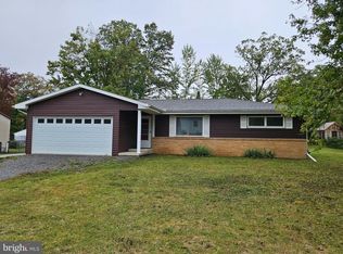 512 Oak Ln, Tyrone, PA 16686