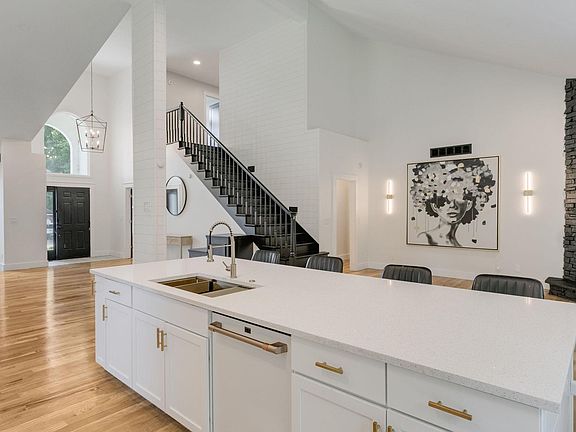 2nd image of 51855 Westwood Forest Dr