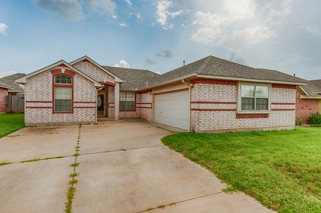 1st image of 608 E Katelyn Ln
