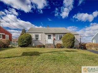 49 Victory Pl, East Brunswick, NJ 08816