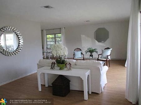 1st image of 1041 NW 21st St