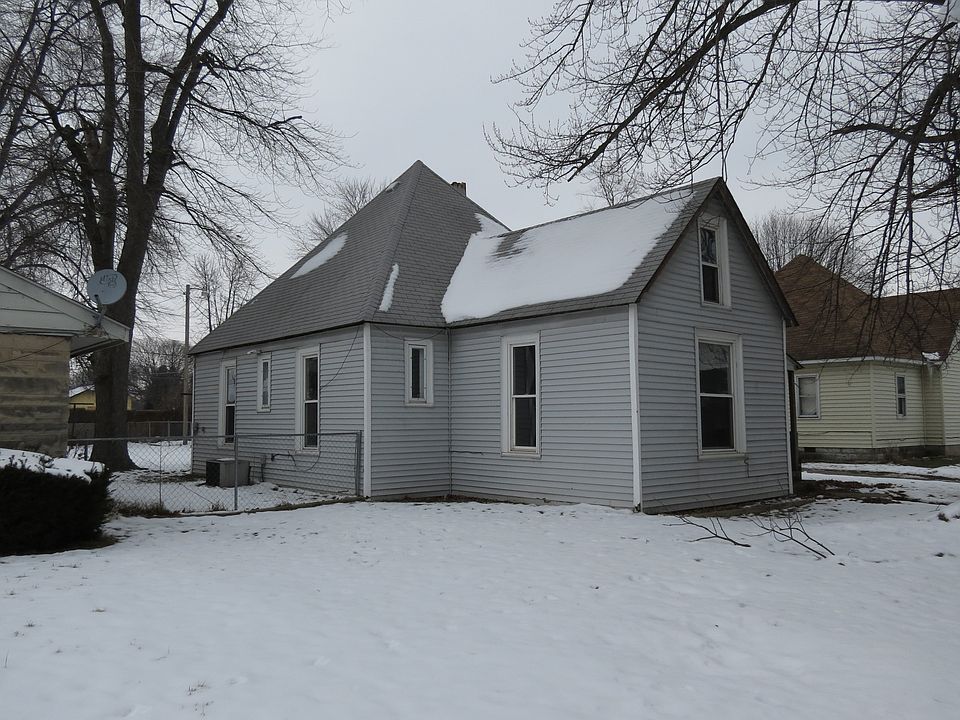 1st image of 816 W North St