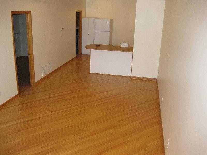 1st image of 3107 N Southport Ave #2