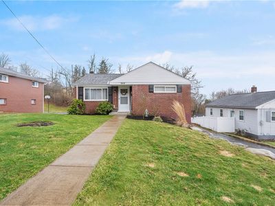 949 Peach St, Ellwood City, PA, 16117