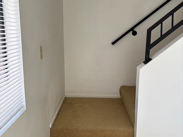 7000 Mountain View Ave #A — Photo 7