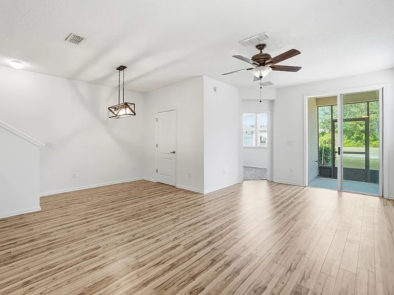 6119 Bartram Village Dr — Photo 5