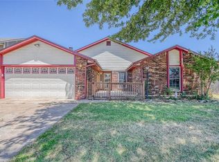 512 Tumbleweed Dr, Yukon, OK 73099