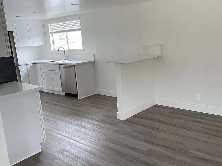 117 Avenida Del Poniente — Photo 3