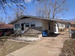 10400 Durness Dr, Saint Louis, MO