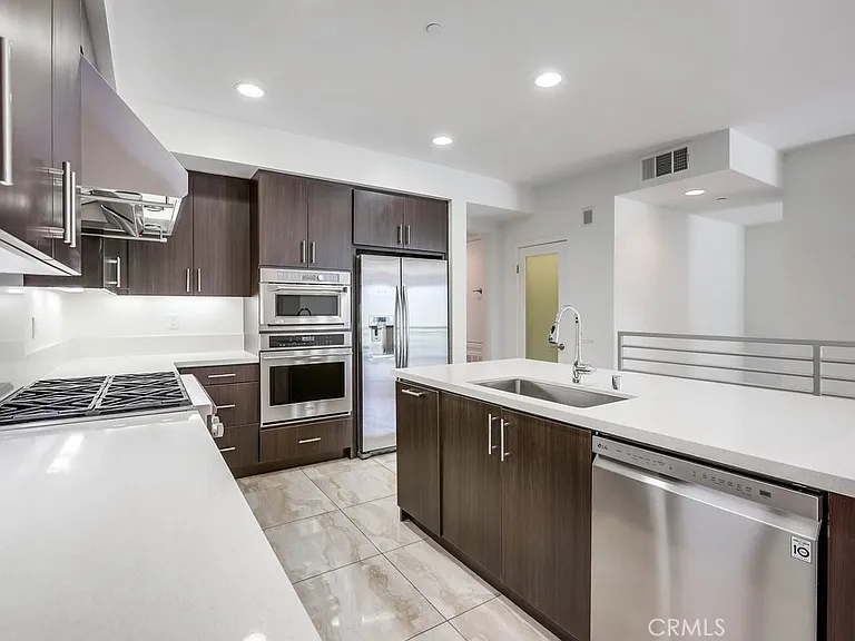 67 Lennox — Photo 18