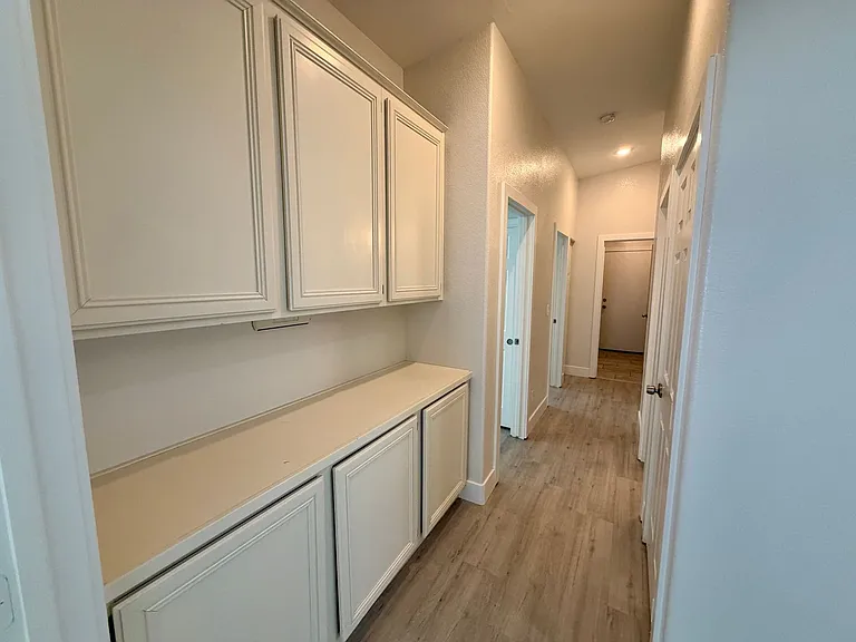124 Lemongold St — Photo 11