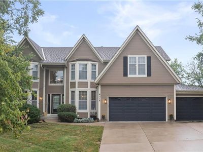 8216 W 146th Ter, Overland Park, KS, 66223