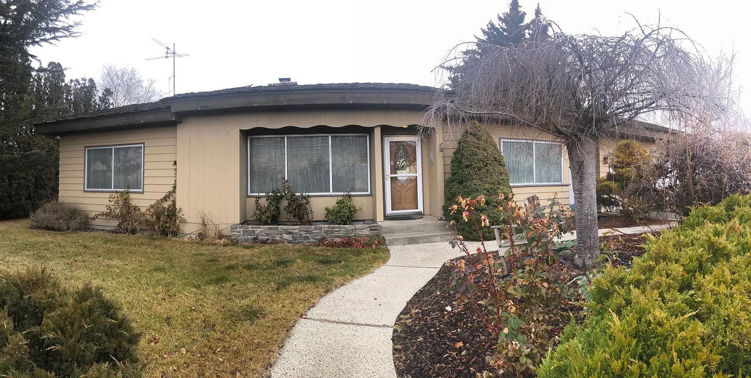 404 Kenward Way photo 1