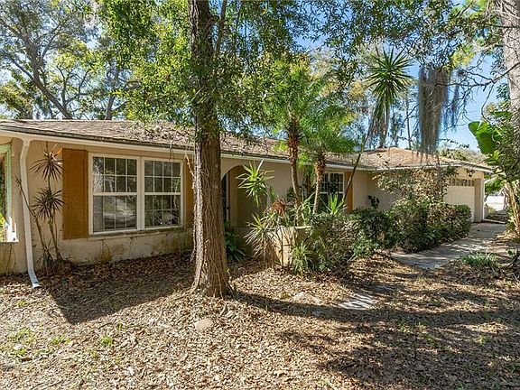 3rd image of 774 Candlewood Cir