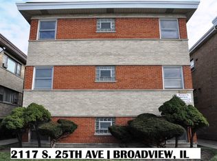 2117 S 25th Ave APT 1E, Broadview, IL 60155