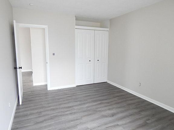 5th image of 28 Wollaston Ave #1