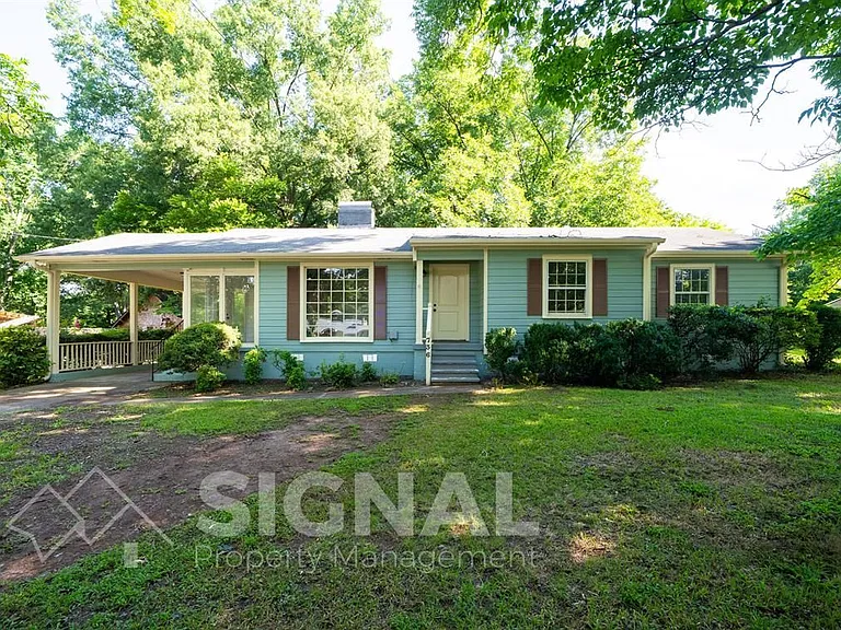 736 Martinwood Rd — Photo 2