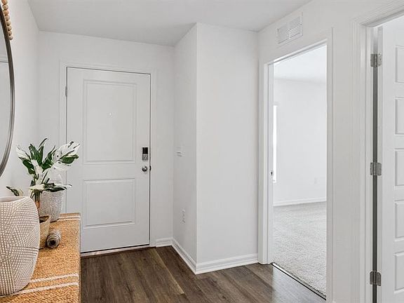 2nd image of 1721 GRANDIOSE DRIVE
