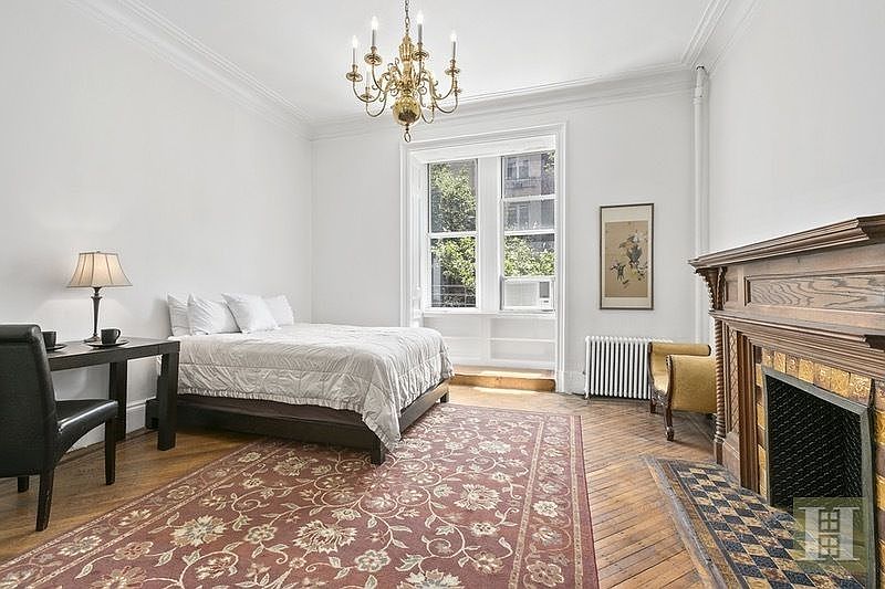 1st image of 123 W 78th St APT 2