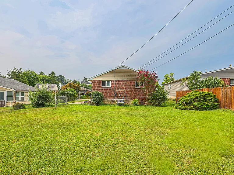 16 Hathaway Rd — Photo 19