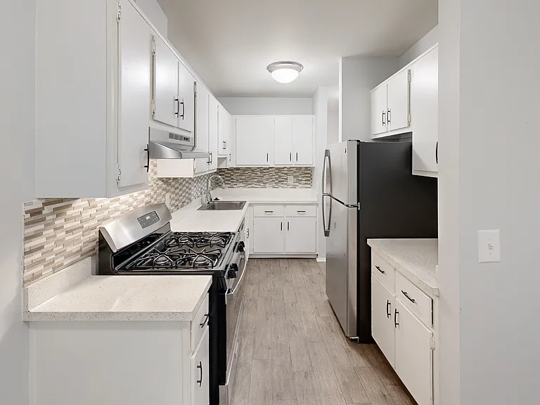 Cityside Apartments and Townhomes — Photo 41